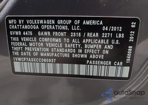 2012 Volkswagen Passat 2.5L Sel Premium z USA, uszkodzony, nr VIN 1VWCP7A3XCC080837